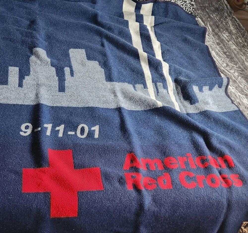 9/11 Pendleton Woolen Mills Commemorative Rare Lmtd Edition Red Cross Blanket